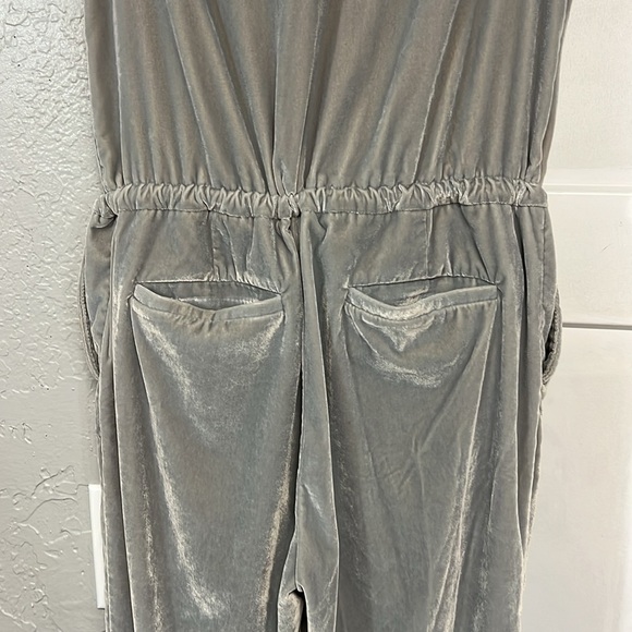WILDFANG THE EMPOWER VELVET JUMPSUIT SMALL - Picture 10 of 14